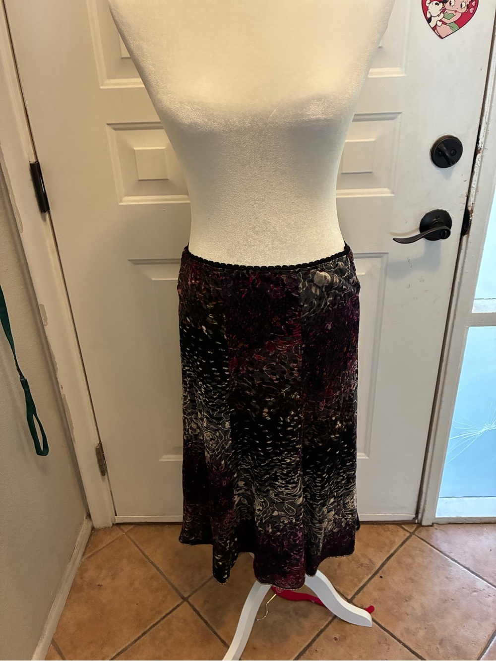 A-Line Floral Print Midi Skirt - Black & Purple